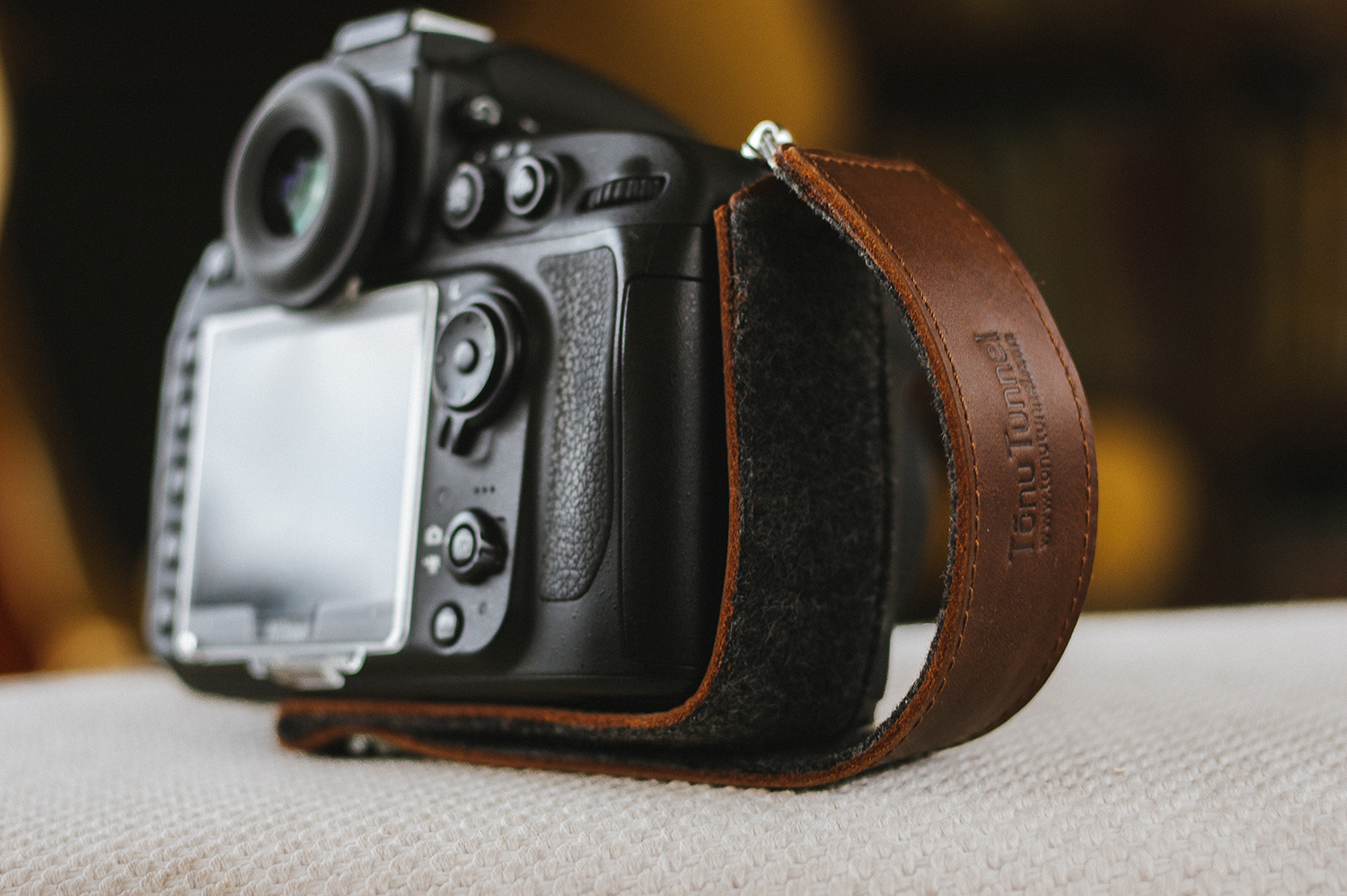 Tõnu Tunnel camera with Stella Soomlais Design strap