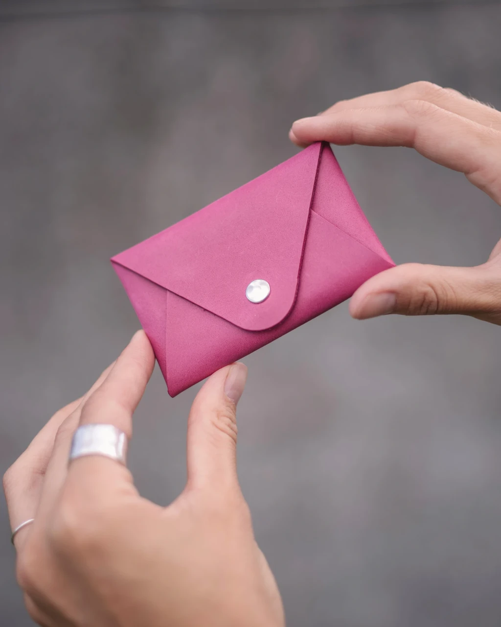Business card holder