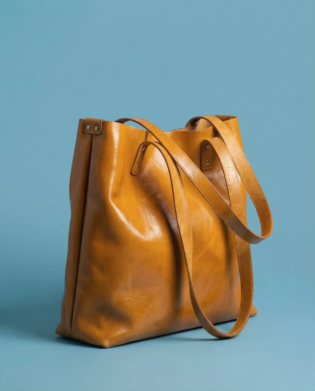 Giallo Tote