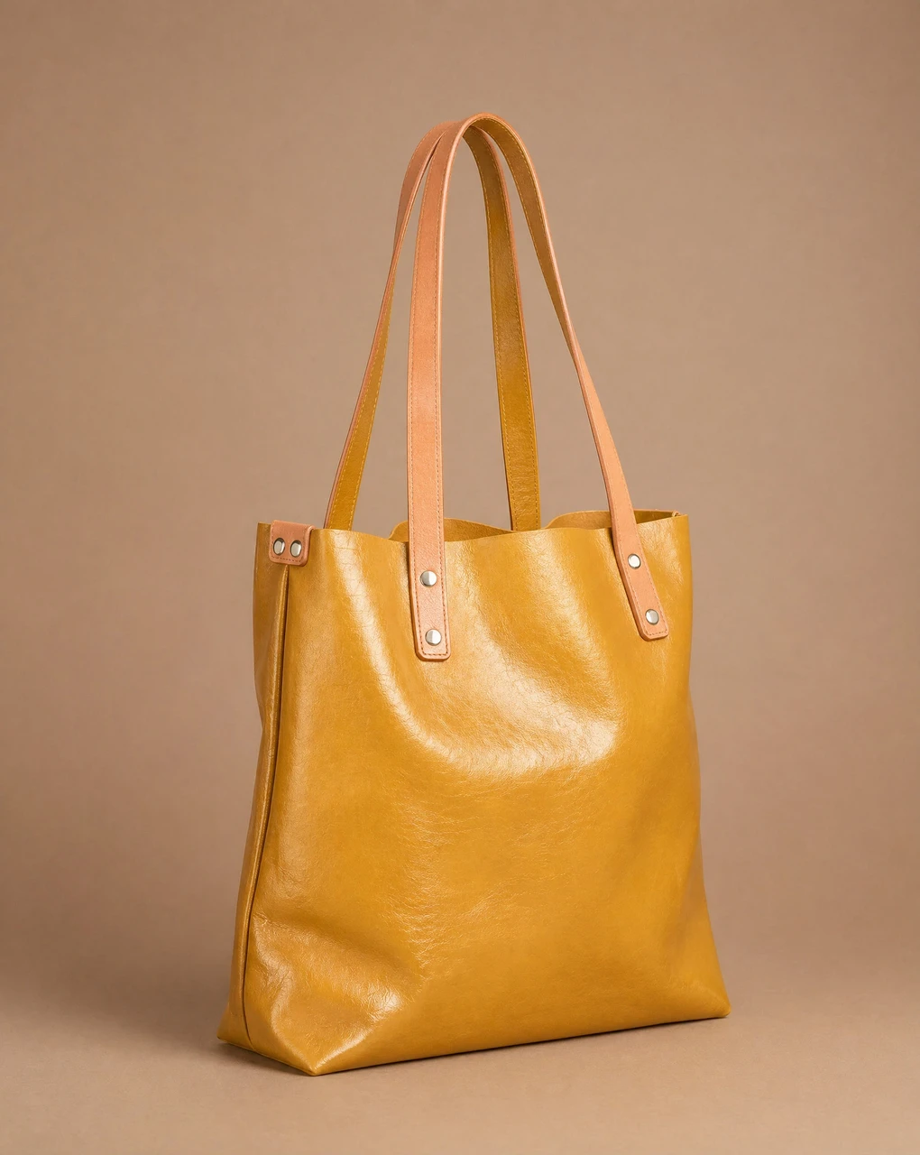 Giallo Tote