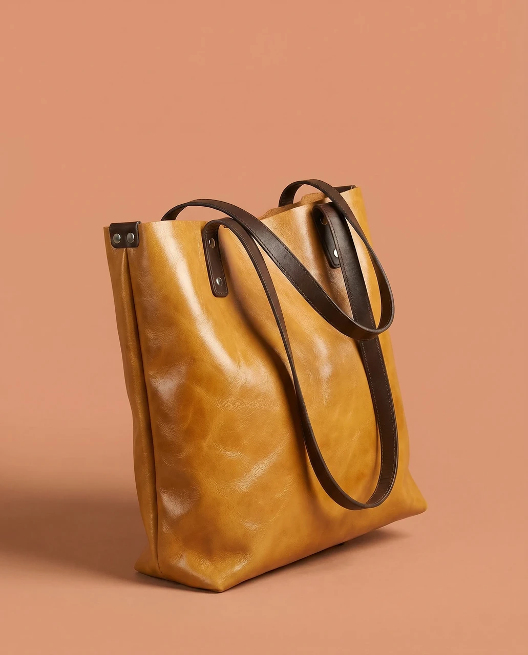 Giallo Tote